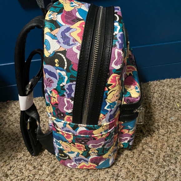 Loungefly Alice Flower AOP Cheshire smile backpack NWT - Picture 3 of 5